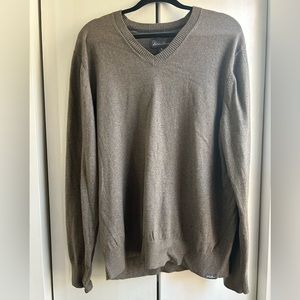 Eddie Bauer sweater